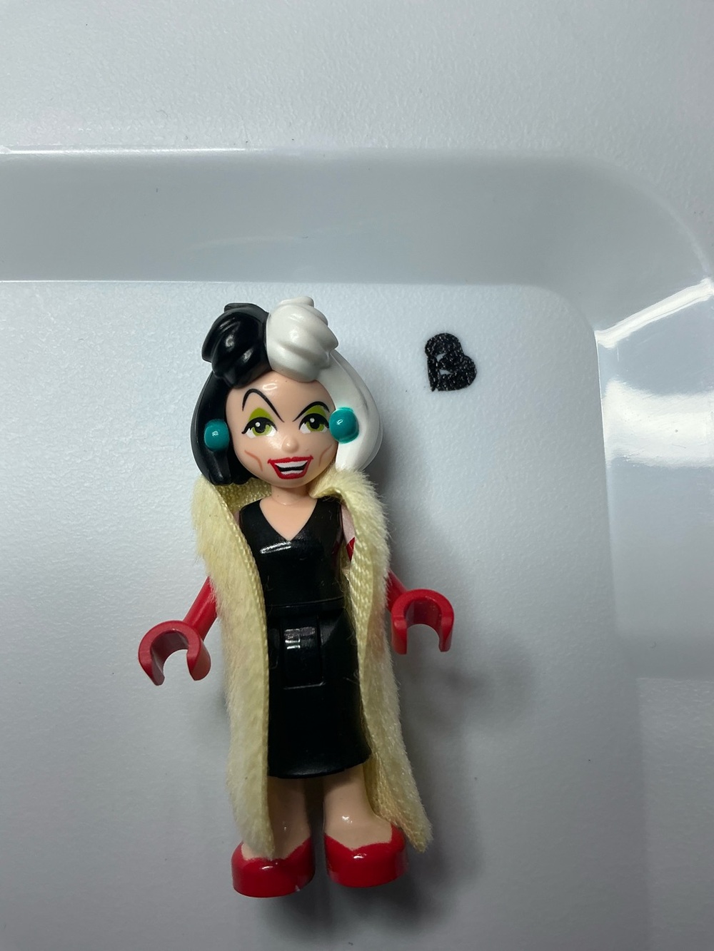 LEGO Disney Cruella De Vil mini-doll